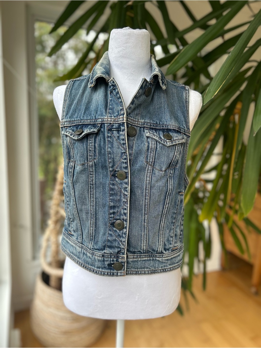 American Eagle Outfitters Light Blue Denim Vest